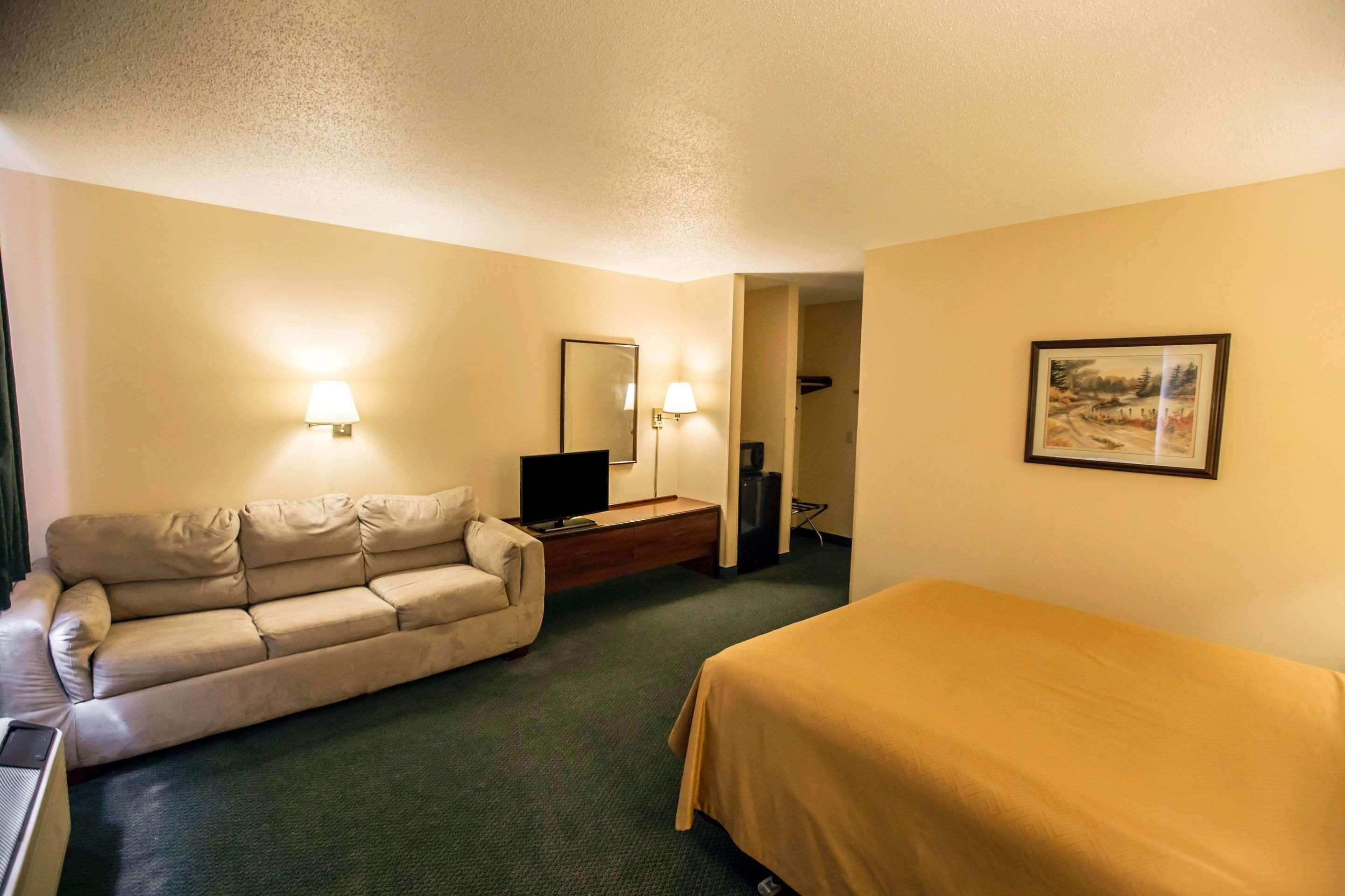 Econo Lodge Princeton Exterior photo